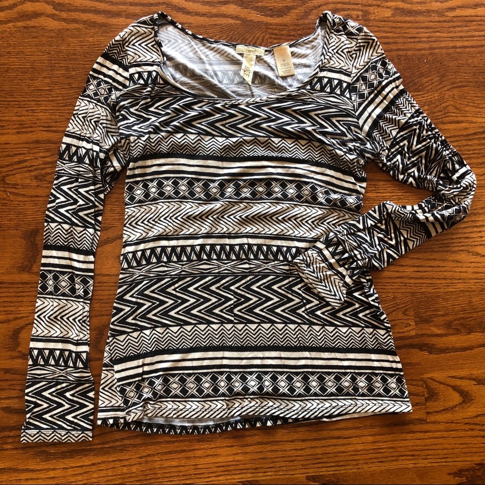 BKE Tribal Print Top - Picture 1 of 3
